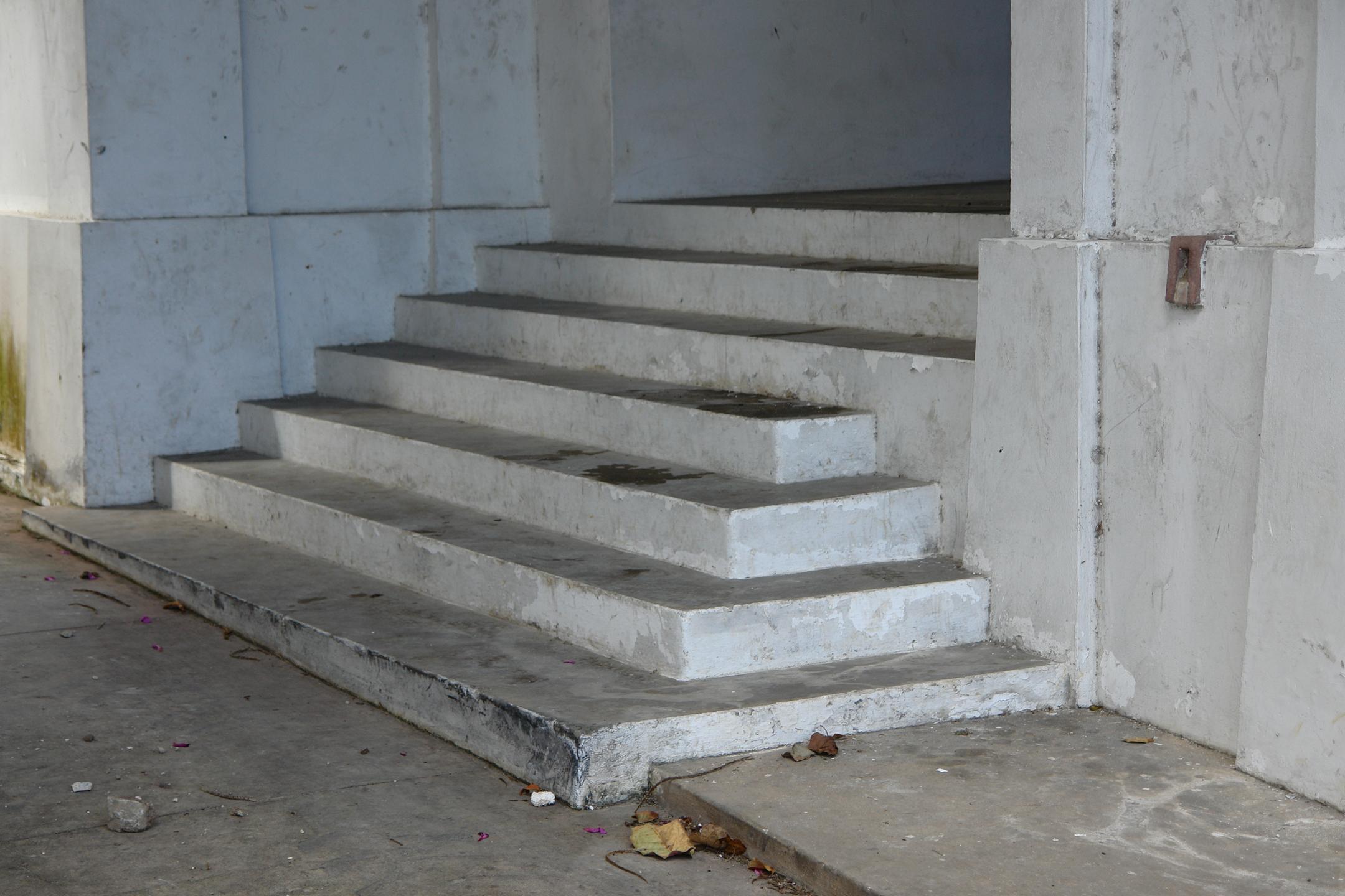 Residencia Dr. Eugenio Fernández García - Ponce de Leon 652 - San Juan (Miramar) - 2012 00018